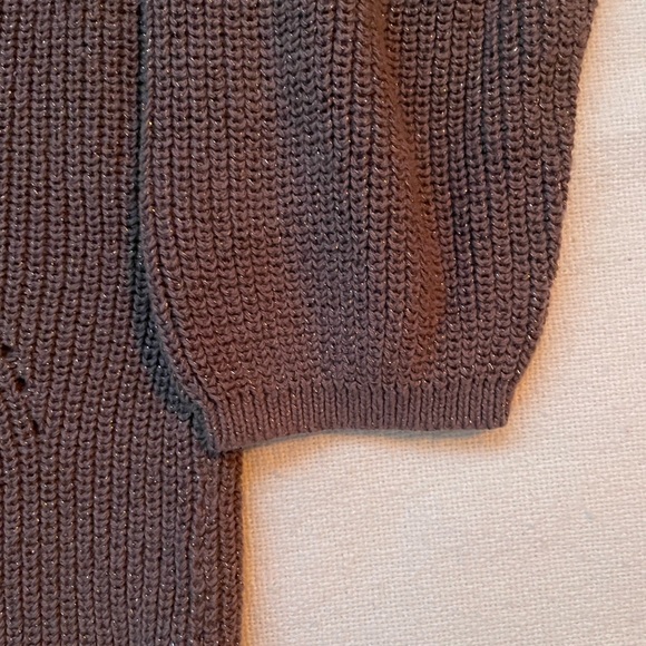 V Neck Long Sleeve Pull Over Sweater - Picture 7 of 7